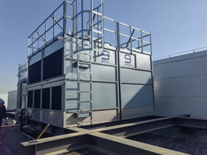 2025年三九制冷深度选型指南：工业冷却场景如何匹配最佳闭式冷却塔方案？